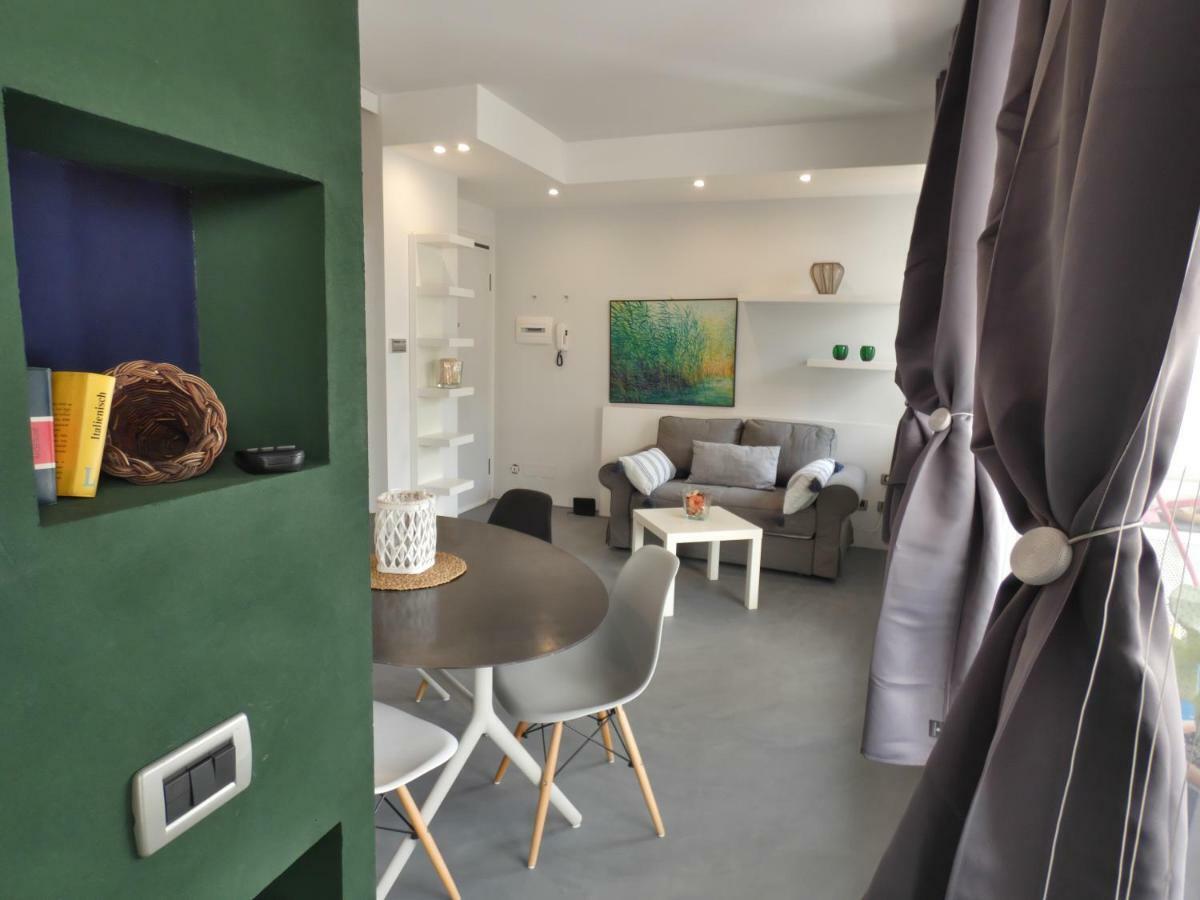 Penthouse Sirmione Close The Lake Exterior photo